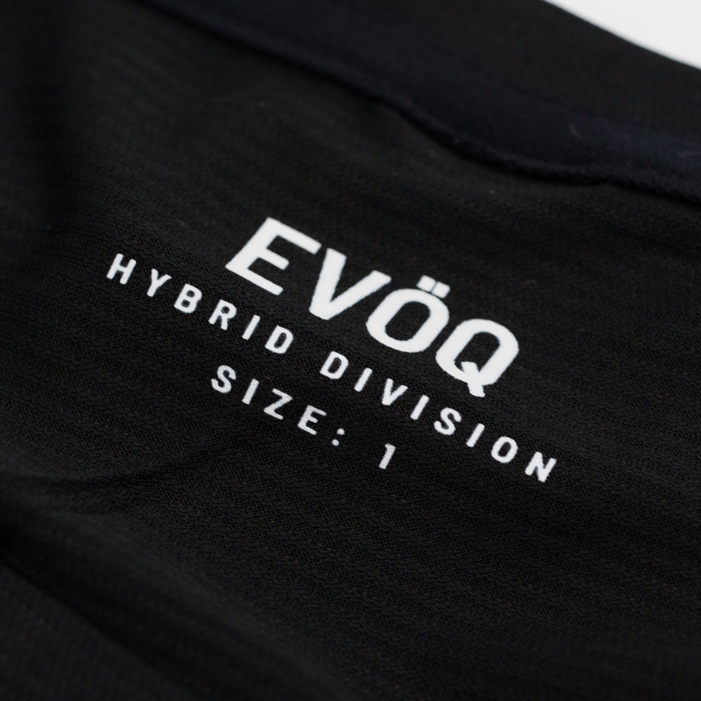 Evöq Base Tee