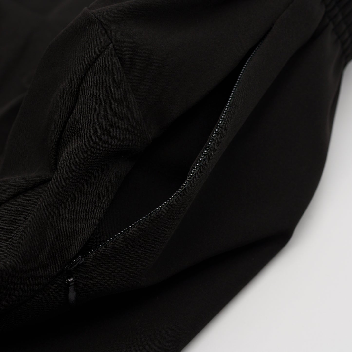 Evöq Base Shorts 5”